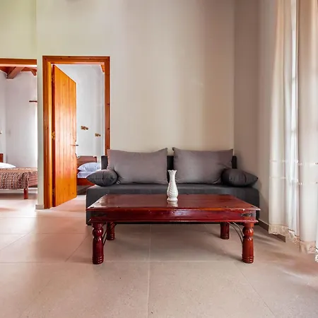 Holiday home Porto Kalamitsi Stone-built *